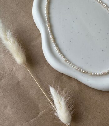 Zierliche Süßwasserperlenkette, feine Perlenkette weiß, Perlen Choker, Geschenk für Sie, Feine Boho Kette, Layering Kette, Braut Geschenk